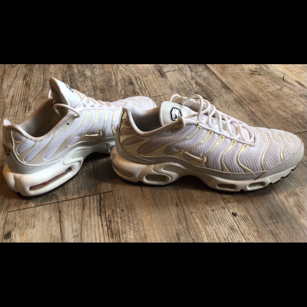 Nike Air Max Plus | Size 10 | white and glitter | like new